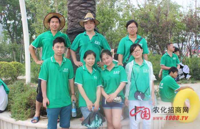 海水浴場(chǎng)自由活動(dòng)