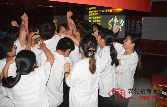 全力以赴,與團(tuán)隊(duì)共成長(zhǎng)