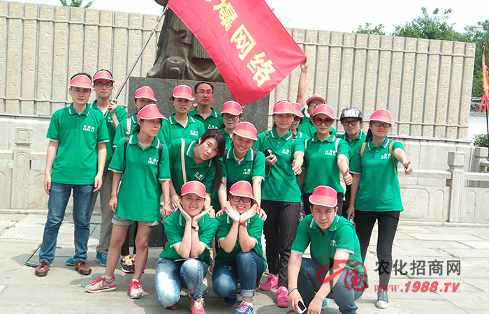堅(jiān)持不懈勤為峰,半途而廢惰成谷