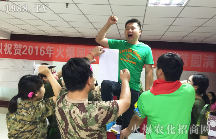 沒有一個(gè)人比一個(gè)決心達(dá)到目標(biāo)的人更有力量