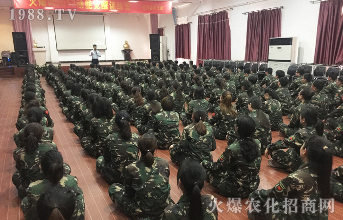磨不磷,涅不緇,突破自我走向無(wú)名!