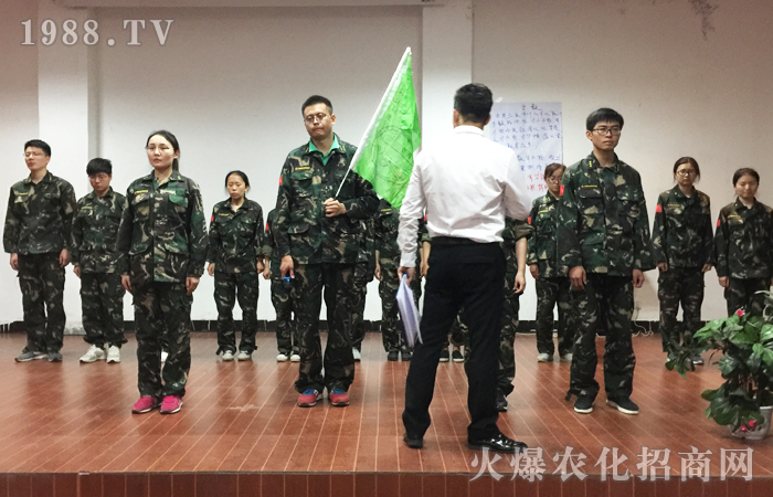 沒有比腳更長的路,堅(jiān)持就是勝利