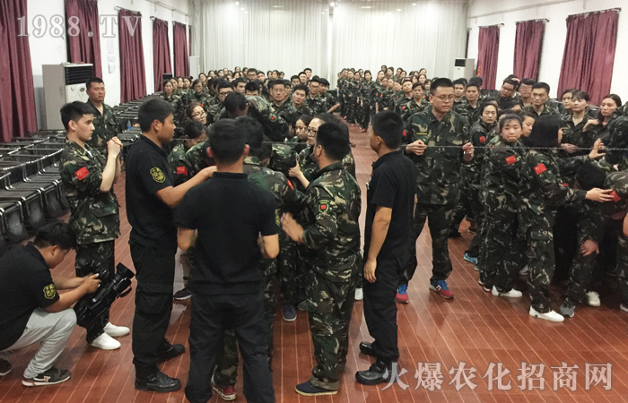 沒有比腳更長的路,堅(jiān)持就是勝利