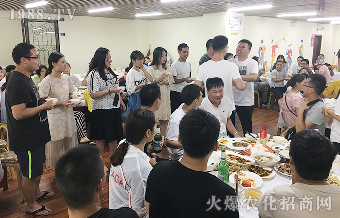 看碧海藍天,賞異國風情——2018青島踏浪之旅