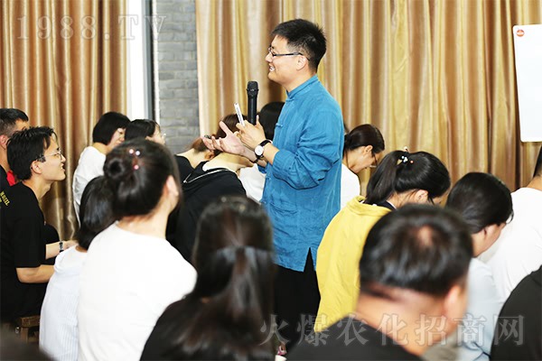 路在腳下夢(mèng)在心中